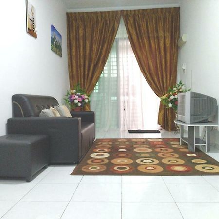 Wany Homestay & Guest House Sungai Petani Dış mekan fotoğraf